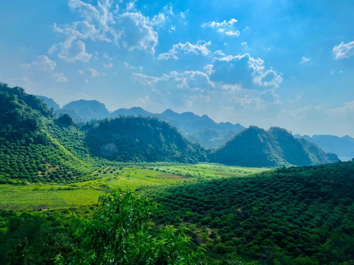 Апартаменти Moc Chau Peachy Garden Екстер'єр фото